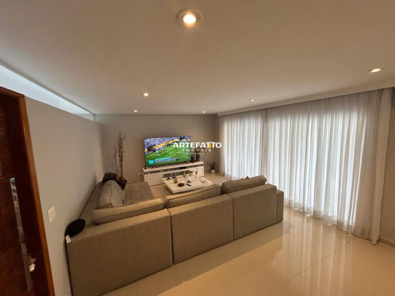 Foto do imóvel Casa de Condomínio com 4 Quartos à Venda, 215 m² em Interlagos - São Paulo