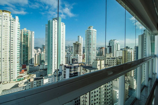 Foto do imóvel Apartamento com 3 Quartos à Venda, 181 m² em Centro - Balneário Camboriú
