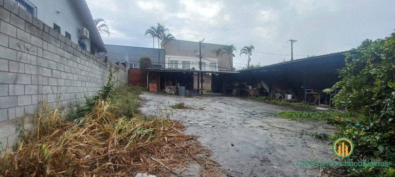 Foto do imóvel Terreno à Venda, 3.596 m² em Jardim Colibri - Cotia