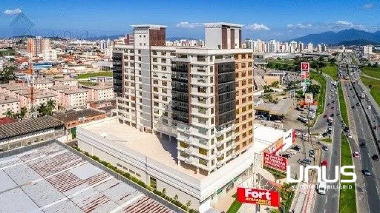 Foto do imóvel Sala Comercial à Venda, 585 m² em Barreiros - São José