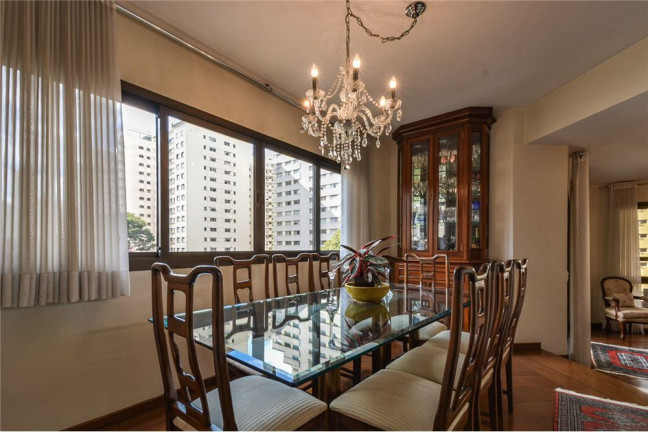 Imagem Apartamento com 3 Quartos à Venda, 193 m² em Moema - São Paulo
