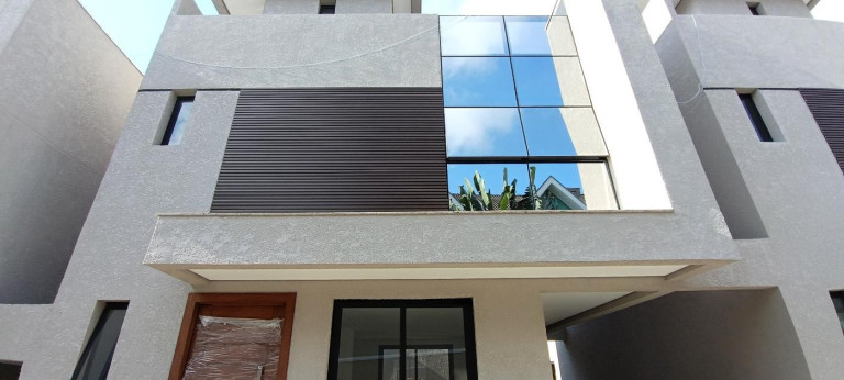 Imagem Casa com 3 Quartos à Venda, 124 m² em Jardim Das Américas - Curitiba
