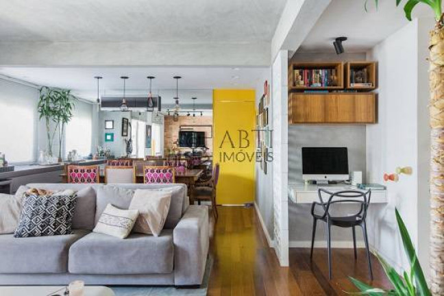 Imagem Apartamento com 4 Quartos à Venda, 130 m² em Vila Uberabinha - São Paulo