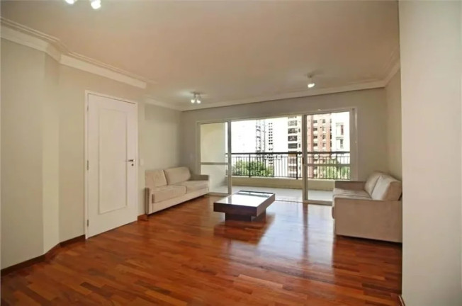 Foto do imóvel Apartamento com 3 Quartos à Venda, 125 m² em Moema - São Paulo