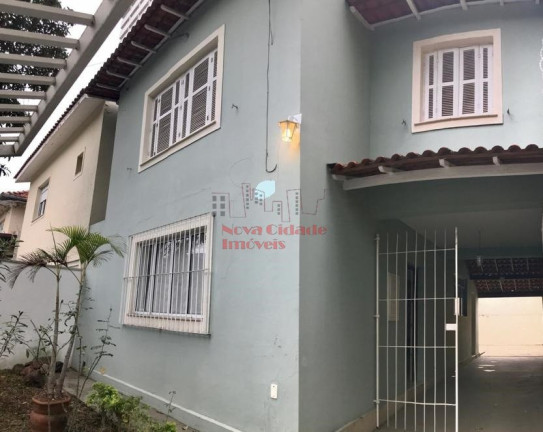 Foto do imóvel Sobrado com 3 Quartos à Venda ou Locação, 156 m² em Vila Olímpia - São Paulo