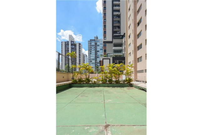 Imagem Apartamento com 3 Quartos à Venda, 70 m² em Moema - São Paulo