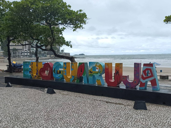 Foto do imóvel Apartamento com 3 Quartos à Venda, 87 m² em Pitangueiras - Guarujá
