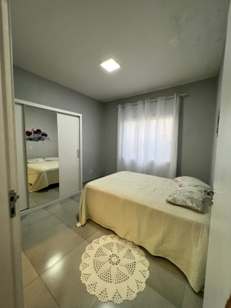 Imagem Casa com 3 Quartos à Venda, 71 m² em Itacolomi - Balneário Piçarras
