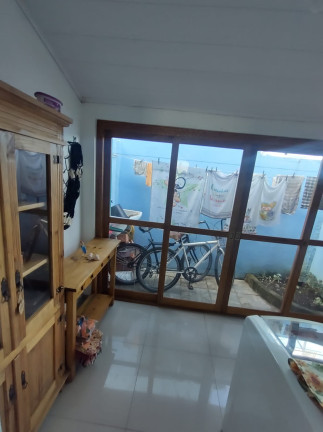 Imagem Casa com 2 Quartos à Venda, 64 m² em Areal - Pelotas