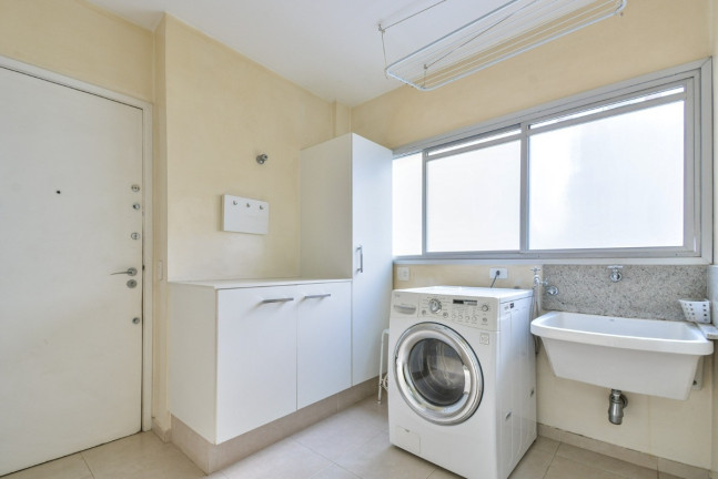 Foto do imóvel Apartamento com 3 Quartos à Venda, 176 m² em Moema - São Paulo