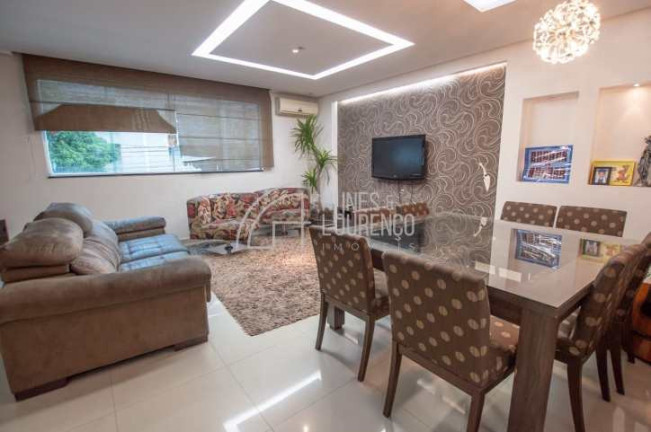 Foto do imóvel Casa com 4 Quartos à Venda, 150 m² em Campo Grande - Santos