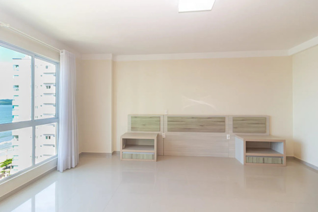 Foto do imóvel Apartamento com 4 Quartos à Venda, 315 m² em Meia Praia - Itapema