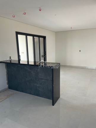 Imagem Casa de Condomínio com 3 Quartos à Venda, 197 m² em Centro - Porto Feliz