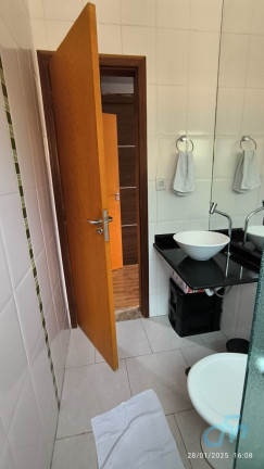 Foto do imóvel Sobrado com 3 Quartos à Venda, 141 m² em Vila Caputera - Mogi Das Cruzes