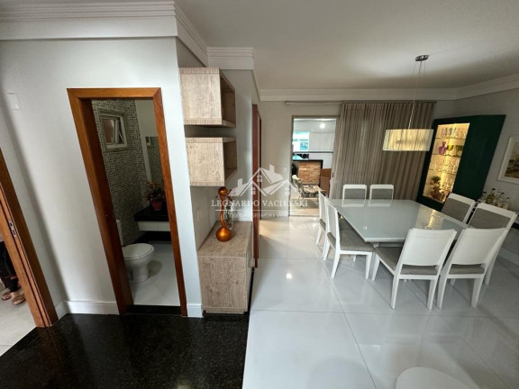 Imagem Casa com 4 Quartos à Venda, 235 m² em Jardim Camburi - Vitória
