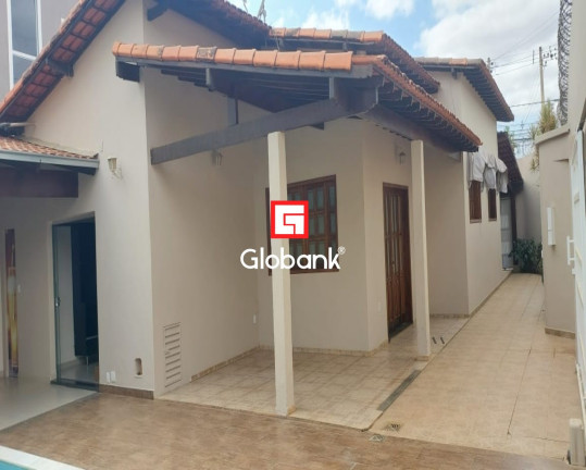 Imagem Casa com 4 Quartos à Venda, 206 m² em Barcelona Park - Montes Claros Imagem Casa com 4 Quartos à Venda, 206 m² em Barcelona Park - Montes Claros