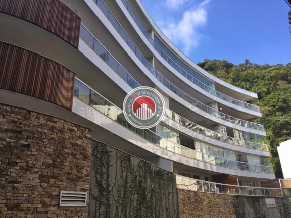 Foto do imóvel Apartamento com 3 Quartos à Venda, 179 m² em Lagoa - Rio De Janeiro Foto do imóvel Apartamento com 3 Quartos à Venda, 179 m² em Lagoa - Rio De Janeiro