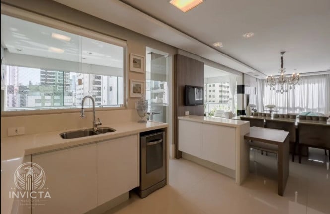 Foto do imóvel Apartamento com 3 Quartos à Venda, 151 m² em Centro - Balneário Camboriú