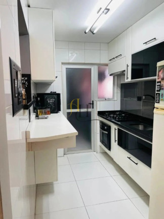 Foto do imóvel Apartamento com 3 Quartos à Venda, 80 m² em Cambuci - São Paulo