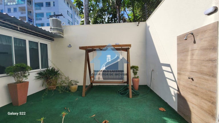 Foto do imóvel Casa com 3 Quartos à Venda,  em Flores - Manaus