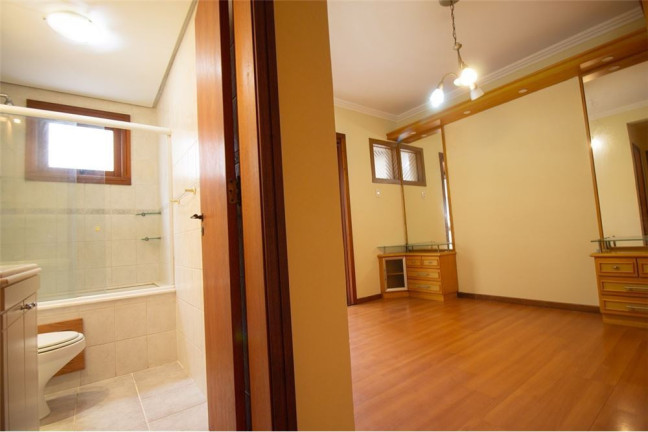 Foto do imóvel Imóvel com 3 Quartos à Venda,  em Menino Deus - Porto Alegre