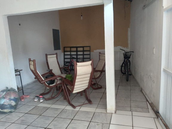 Imagem Casa com 3 Quartos à Venda, 330 m² em Comprida - Teresina