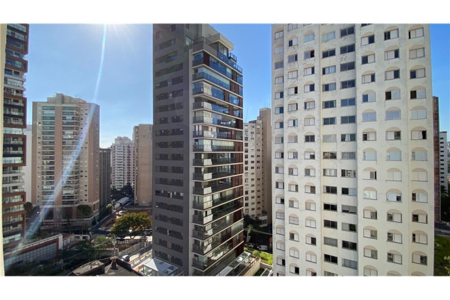 Imagem Apartamento com 2 Quartos à Venda, 94 m² em Vila Nova Conceição - São Paulo