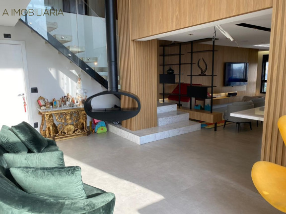 Foto do imóvel Cobertura com 3 Quartos à Venda, 215 m² em Vila Olímpia - São Paulo