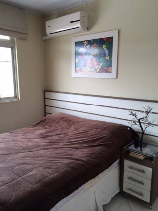 Foto do imóvel Casa com 3 Quartos à Venda,  em Agronomica - Florianópolis