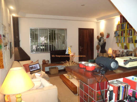 Foto do imóvel Casa com 2 Quartos à Venda, 120 m² em Sumaré - São Paulo