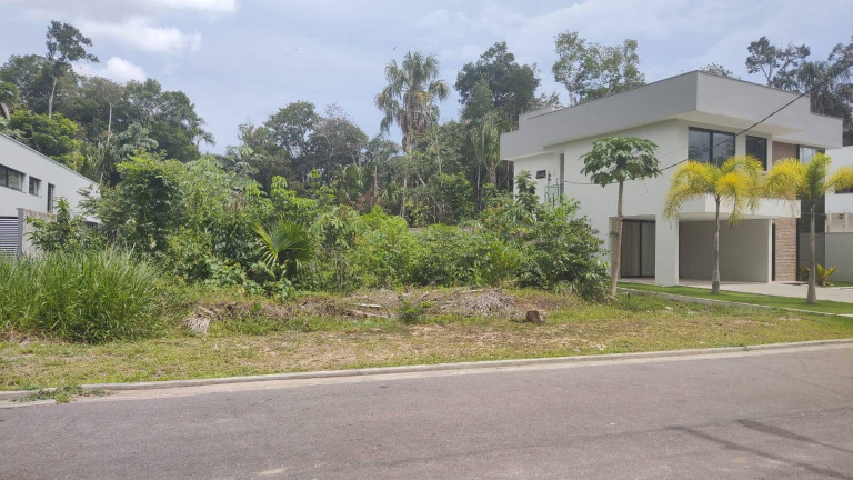 Foto do imóvel Terreno à Venda, 470 m² em Ponta Negra - Manaus Foto do imóvel Terreno à Venda, 470 m² em Ponta Negra - Manaus