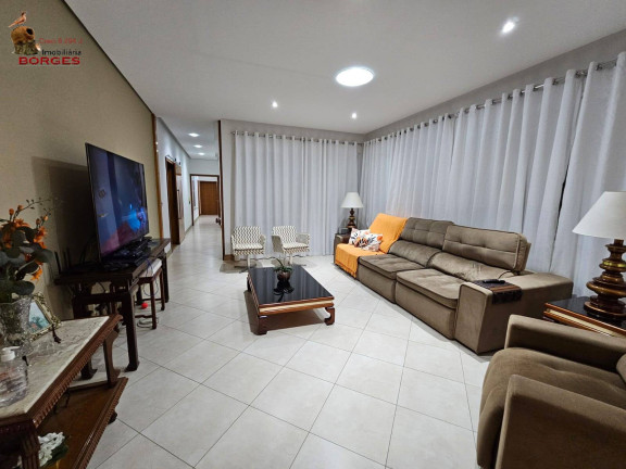 Foto do imóvel Casa com 4 Quartos à Venda, 230 m² em Brooklin - São Paulo