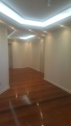 Imagem Apartamento com 3 Quartos à Venda, 96 m² em Centro - Londrina