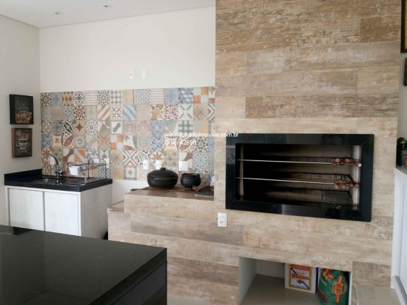 Imagem Casa com 4 Quartos à Venda, 530 m² em Córrego Grande - Florianópolis