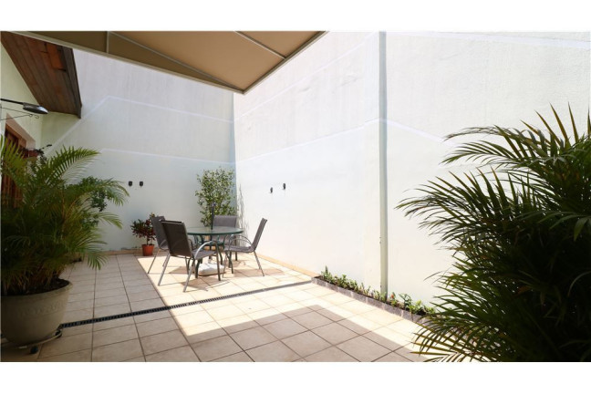 Imagem Casa com 3 Quartos à Venda, 181 m² em Jardim Aeroporto - São Paulo