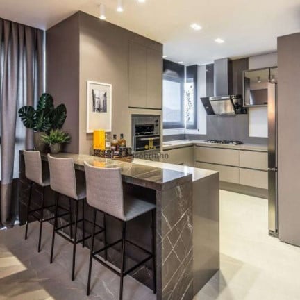 Foto do imóvel Apartamento com 4 Quartos à Venda, 144 m² em Centro - Balneário Camboriú