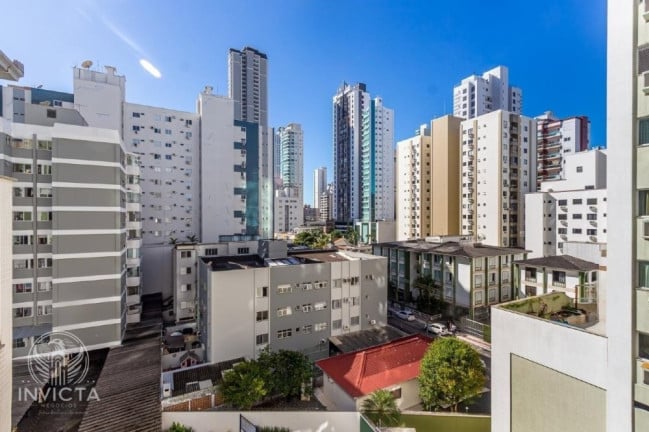 Foto do imóvel Apartamento com 3 Quartos à Venda, 178 m² em Centro - Balneário Camboriú