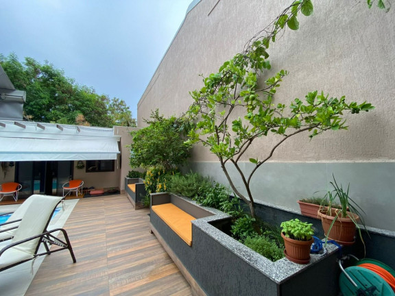 Imagem Casa com 4 Quartos à Venda, 240 m² em Barra Da Tijuca - Rio De Janeiro