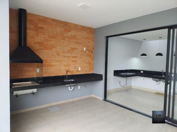 Imagem Casa com 3 Quartos à Venda, 200 m² em Swiss Park - Campinas