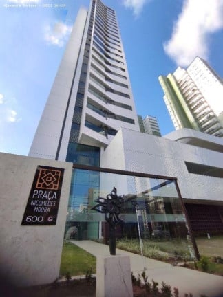 Foto do imóvel Apartamento com 2 Quartos à Venda, 52 m² em Torre - Recife