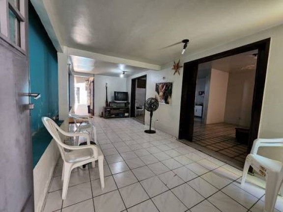 Imagem Casa com 5 Quartos à Venda, 360 m² em São João - Teresina