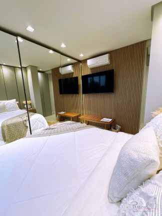 Foto do imóvel Apartamento com 2 Quartos à Venda, 132 m² em Centro - Florianópolis
