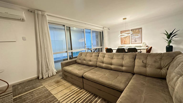 Foto do imóvel Apartamento com 3 Quartos à Venda, 174 m² em Pitangueiras - Guarujá