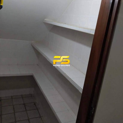Foto do imóvel Casa com 6 Quartos à Venda, 290 m² em Cabo Branco - João Pessoa