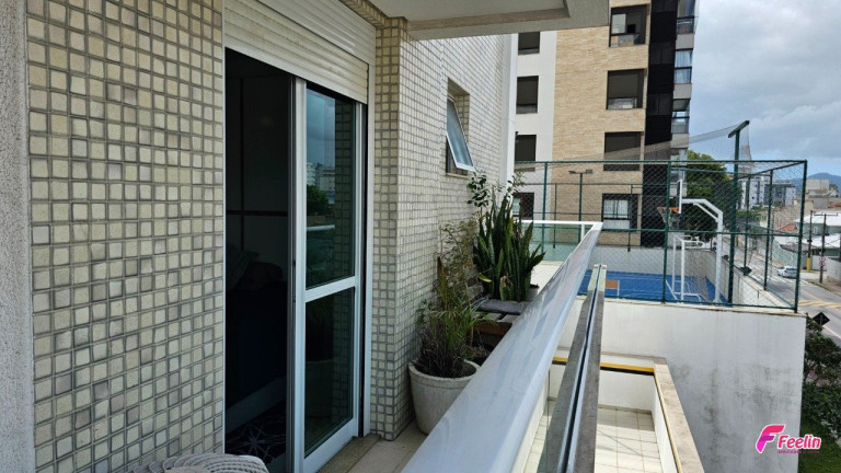 Foto do imóvel Apartamento com 3 Quartos à Venda, 132 m² em Balneário - Florianópolis