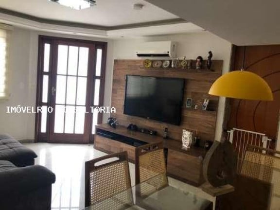 Foto do imóvel Casa com 3 Quartos à Venda, 181 m² em Rio De Janeiro