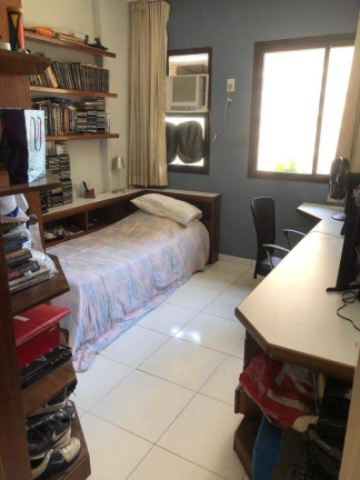 Imagem Apartamento com 4 Quartos à Venda, 179 m² em Barra Da Tijuca - Rio De Janeiro