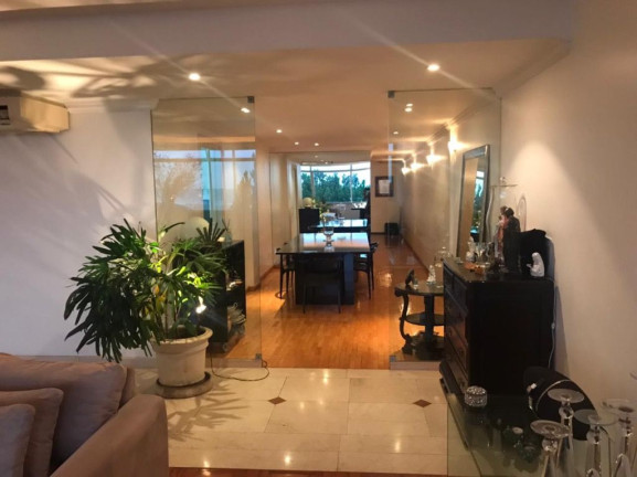 Foto do imóvel Apartamento com 4 Quartos à Venda, 220 m² em Copacabana - Rio De Janeiro