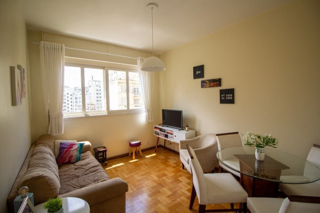 Imagem Apartamento com 2 Quartos à Venda, 68 m² em Centro Histórico - Porto Alegre