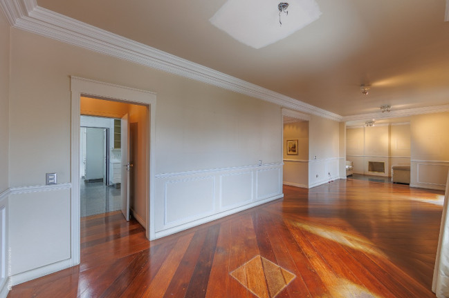 Foto do imóvel Apartamento com 4 Quartos à Venda, 188 m² em Vila Uberabinha - São Paulo